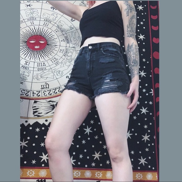 American eagle mom shorts - Picture 3 of 3